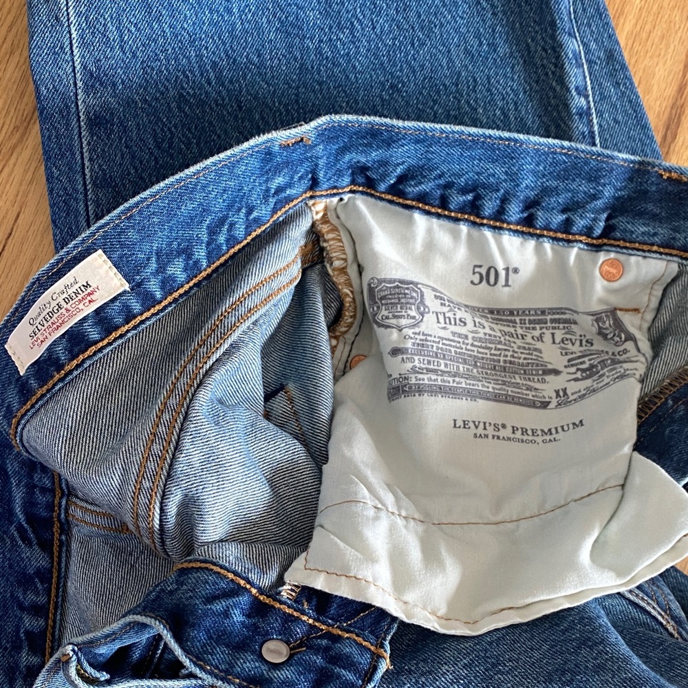 Levi's Women's 501 '90s Selvedge Jeans 33x30 - Picture 14 of 14